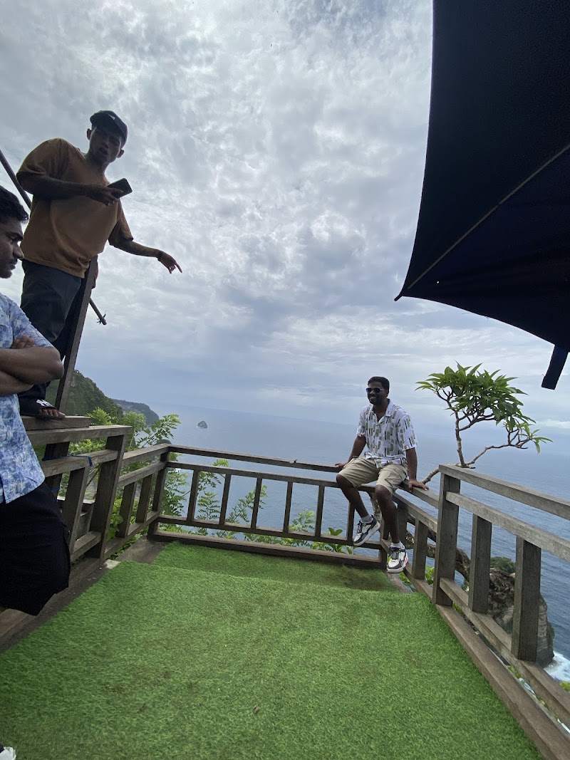 Kelingking sunset view point - Kelingking sunset view point, 6FWG+CQ2, Bunga Mekar, Nusa Penida, Klungkung Regency, Bali 80771, Indonesia