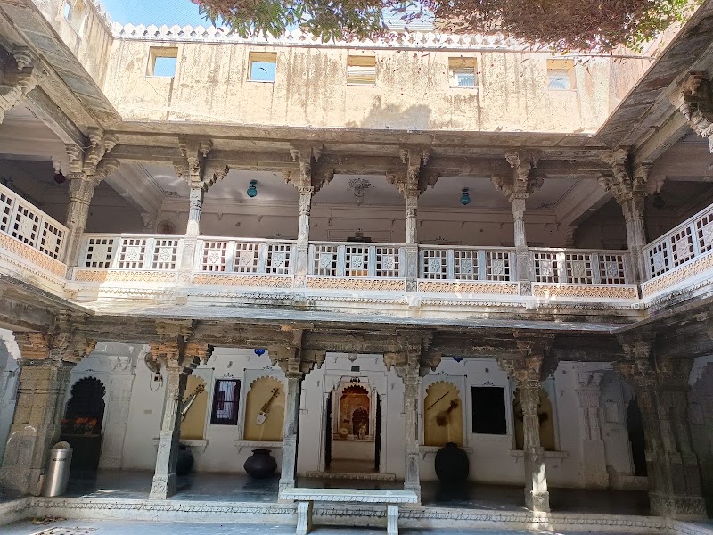 Bagore Ki Haveli - Bagore Ki Haveli HMJJ+2W6, Hotel Gangaur Palace, Pichola, Udaipur, Rajasthan 313004, India
