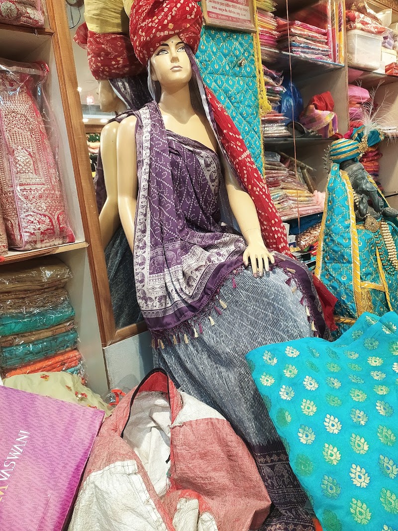Rajvesh - Rajvesh First Floor, Johari Bazar Rd, above Shop no. 190, Johri Bazar, Bapu Bazar, Biseswarji, Jaipur, Jaipur Nagar Nigam Area, Rajasthan 302003, India