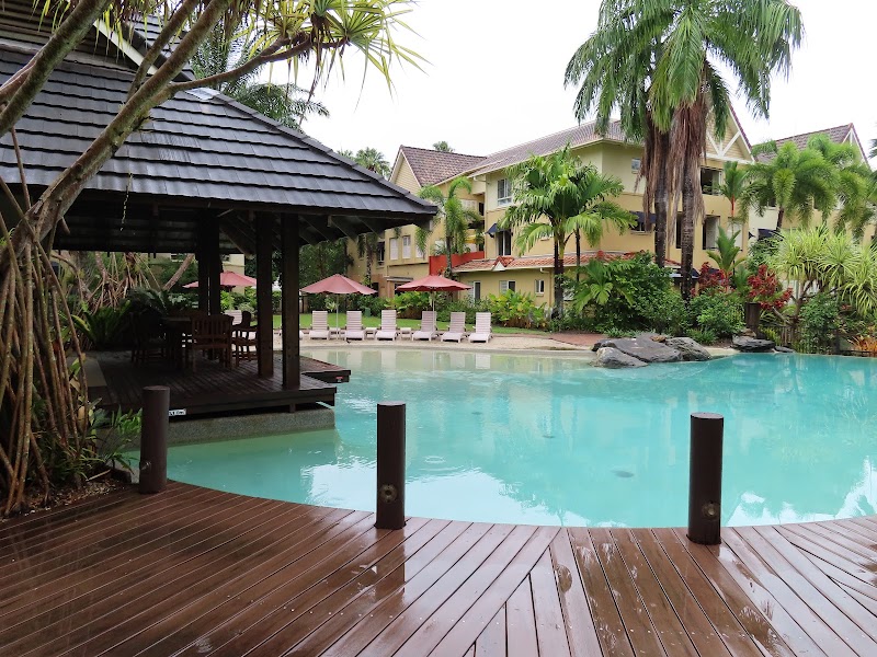 Lakes Cairns Resort - Lakes Cairns Resort The Lakes Resort & Spa, 2/10 Greenslopes St, Cairns North QLD 4870, Australia