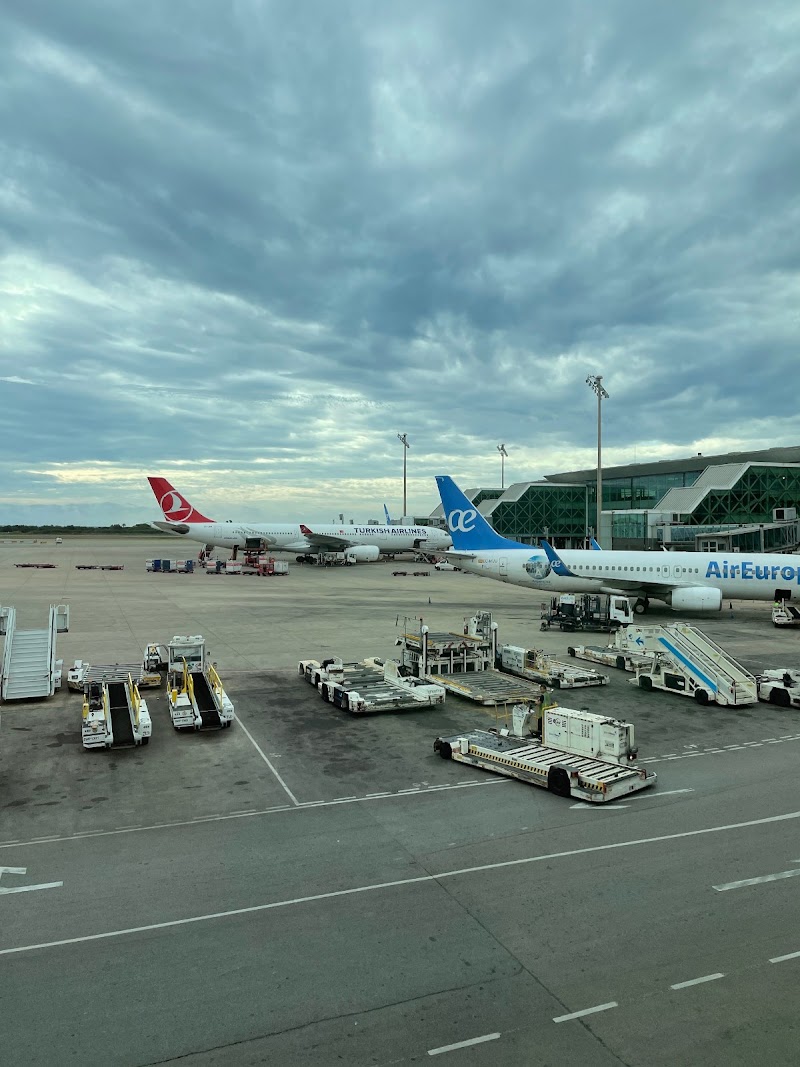 Terminal T1 - Terminal T1, Josep Tarradellas Barcelona-El Prat Airport, Terminal T1, 08820 El Prat de Llobregat, Barcelona, Spain
