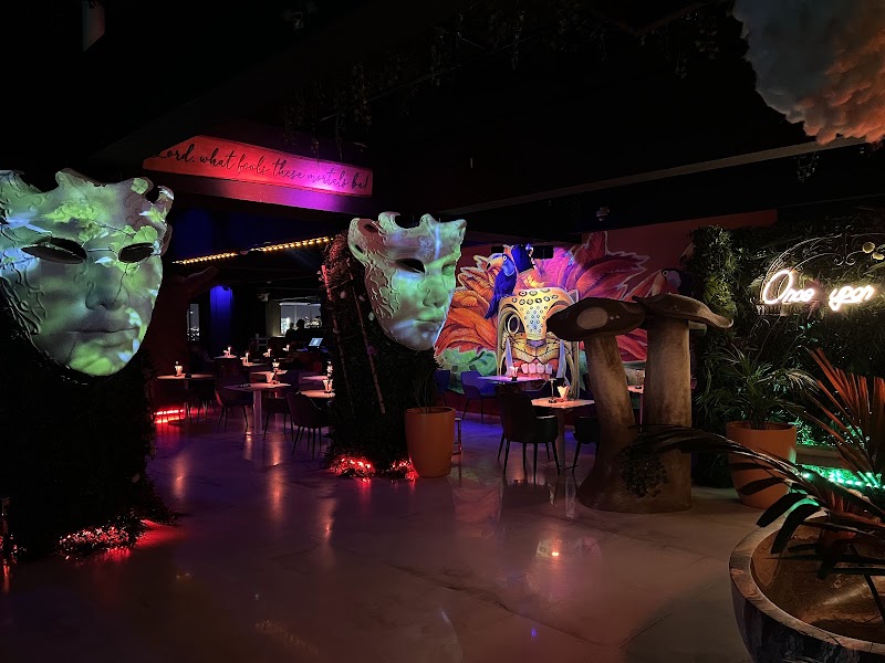 The Penthouse Dubai | Rooftop lounge & Nightclub | Five Palm Jumeirah - The Penthouse Dubai | Rooftop lounge & Nightclub | Five Palm Jumeirah, No 1 Palm Jumeirah - Dubai - نخلة جميرا - دبي - United Arab Emirates