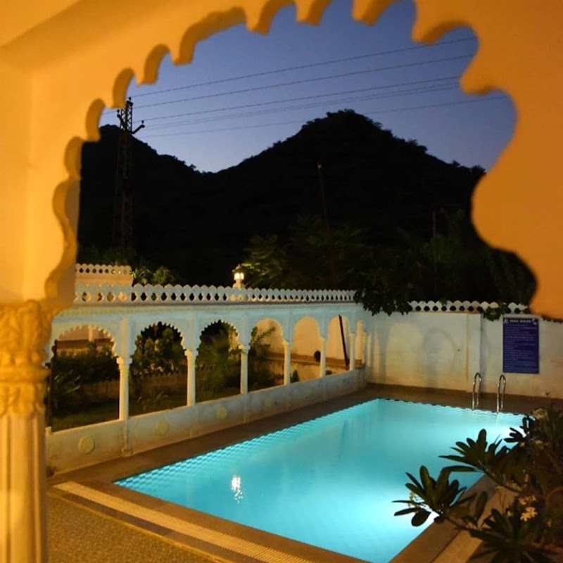 FabEscape 29 Bungalow Royal Heritage Villa - FabEscape 29 Bungalow Royal Heritage Villa Main, Kodiyat Main Rd, near Lucky Restaurant Before Kalarohi, Kodiyat, Bujra, Rajasthan 313001, India