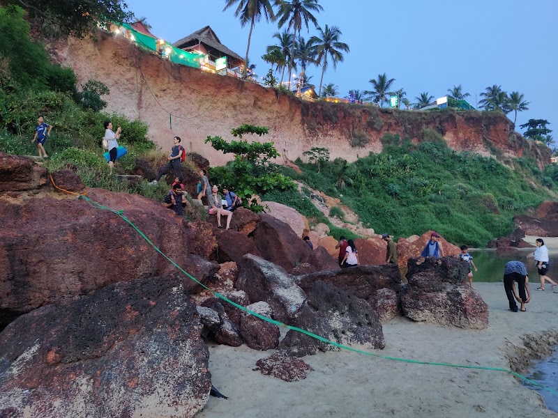 Varkala Cliff - Varkala Cliff Varkala Cliff, Kerala 695141, India