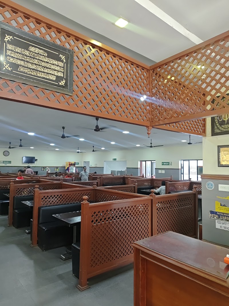 Fayalwan Hotel - Fayalwan Hotel VHMP+X3R, Main Rd, Chinnakada, Kollam, Kerala 691001, India
