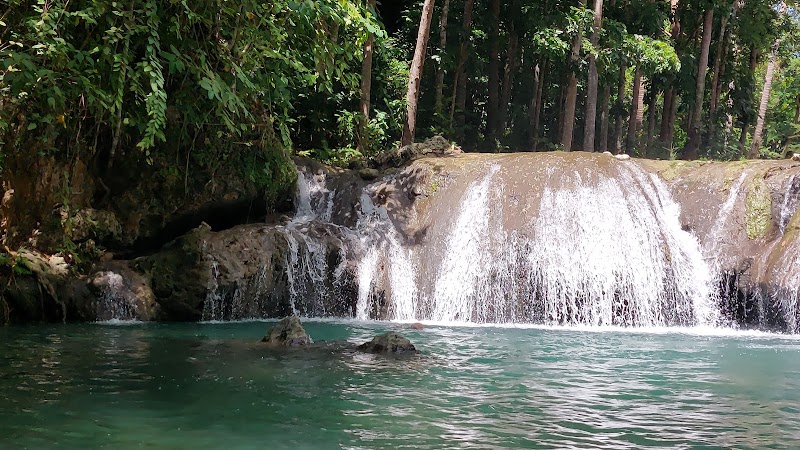 Lugnason Falls - Lugnason Falls, 4GXM+CG6, San Juan, Siquijor, Philippines