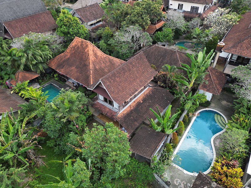 Sari Bamboo Bungalows