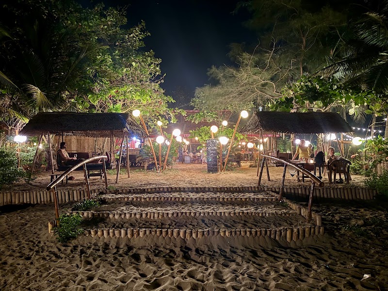 Chez Christophe Gokarna French Café since 2010 - Chez Christophe Gokarna French Café since 2010 Main Beach, near, Kariappa Katta Temple Rd, Gokarna, Karnataka 581326, India
