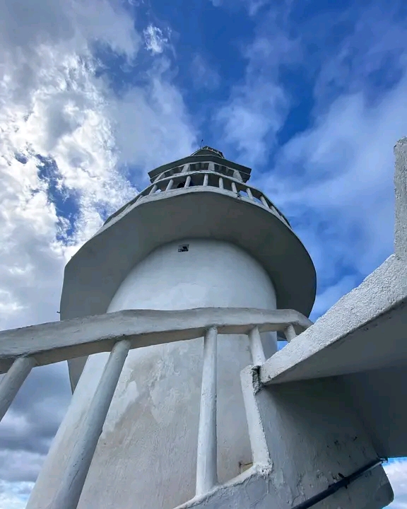 Ambuluwawa Tower - Ambuluwawa Tower, Ambuluwawa Trigonometrical Station, Ambuluwaawa ICC Road, Gampola, Sri Lanka