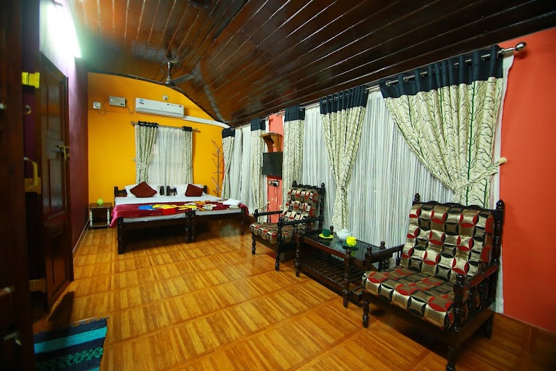 Alleppey Annex - Alleppey Annex, F8WM+485, CCNB Rd, near St. George Auditorium, Sea View Ward, Alappuzha, Keralam 688001, India