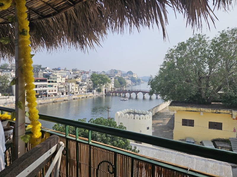 Backyard cafe - Backyard cafe outside of, 426, Chand Pole Puliya, Chand Pole, jethiyo ka akhara, Udaipur, Rajasthan 313004, India
