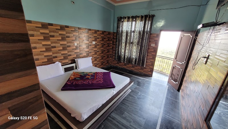 Hotel subhadra guest house - Hotel subhadra guest house Moien, Chintpurni, Himachal Pradesh 177110, India