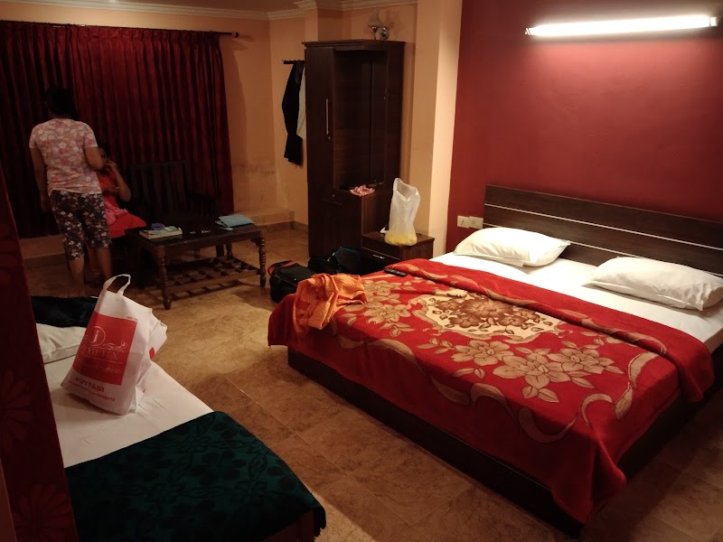 Sunmount View Hotel - Sunmount View Hotel, 2nd Mile, Pallivasal Estate, Munnar, Kerala 685565, India