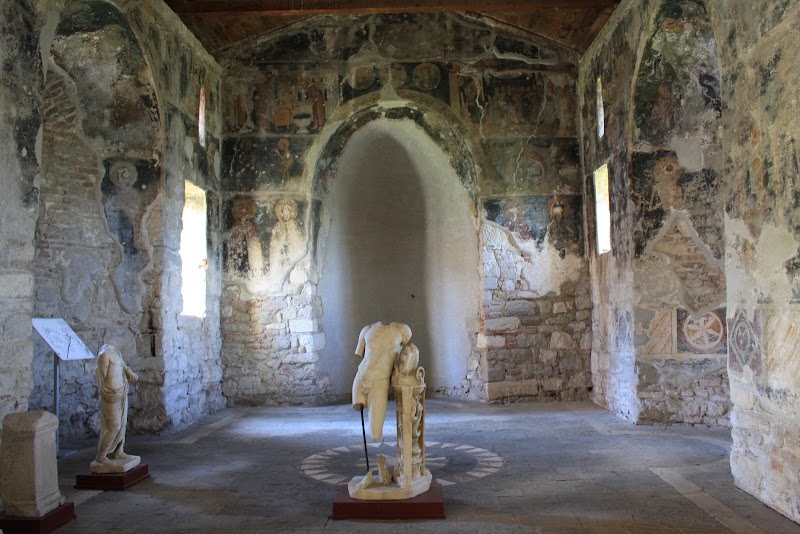 Archaeological Museum of Apolonia - Archaeological Museum of Apolonia PFCC+4Q8, Pojan, Albania