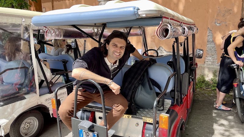 Rolling Rome Golf-Cart & Eco Tours - Rolling Rome Golf-Cart & Eco Tours, Piazza del Gesù, 47, 00186 Roma RM, Italy