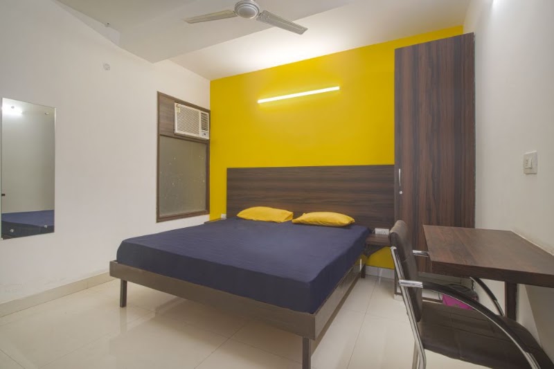 Stanza Living Tortosa House - PG in Sec 57 Gurgaon | Coliving PG | Unisex PG - Stanza Living Tortosa House - PG in Sec 57 Gurgaon | Coliving PG | Unisex PG Oyo Collection Hongkong Bazar, Golf Course Ext Rd, G-15, Sushant Lok 2, Sector 57, Gurugram, Haryana 122002, India