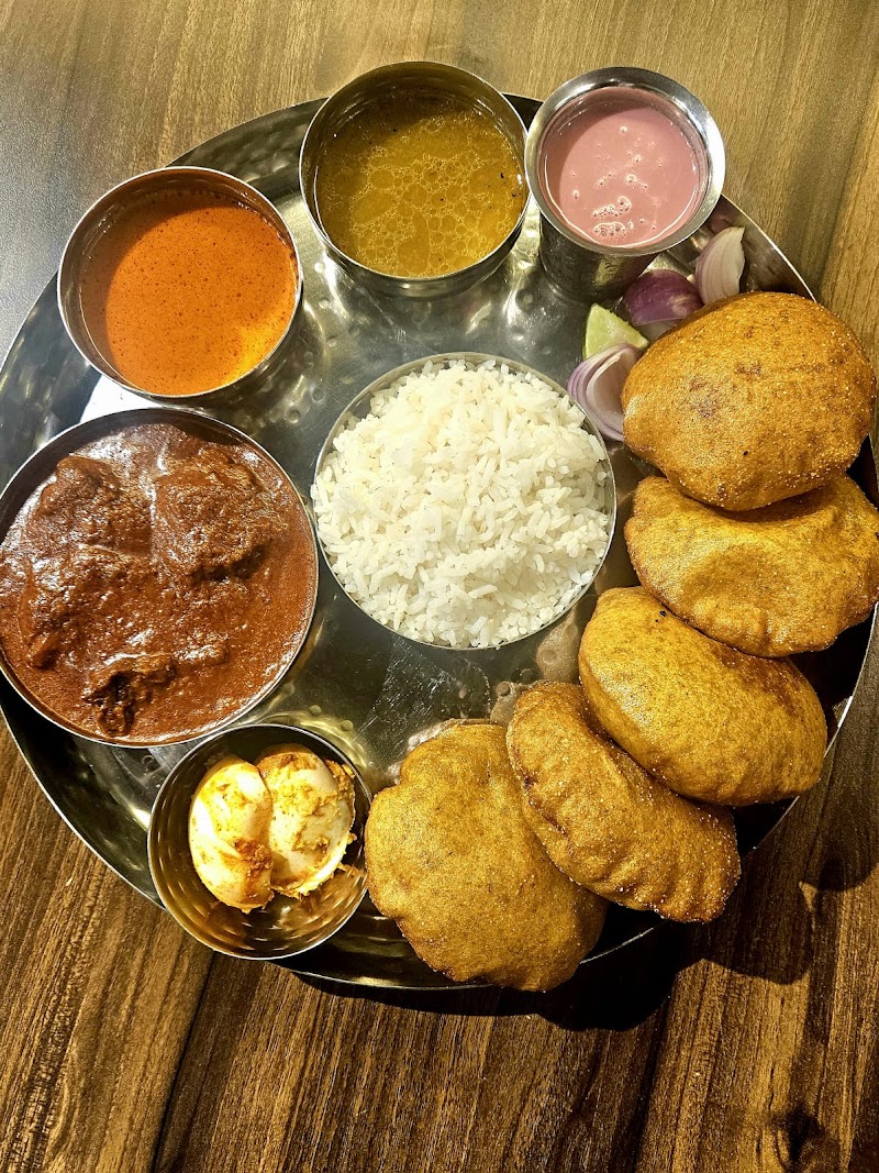 Shri Manik Food Express ( Family restaurant ) - Shri Manik Food Express ( Family restaurant ) Prathmesh Darshan society, opp. Ghatkopar Railway Station, Shival Nagar, Saibaba Nagar, Pant Nagar, Ghatkopar East, Mumbai, Maharashtra 400075, India