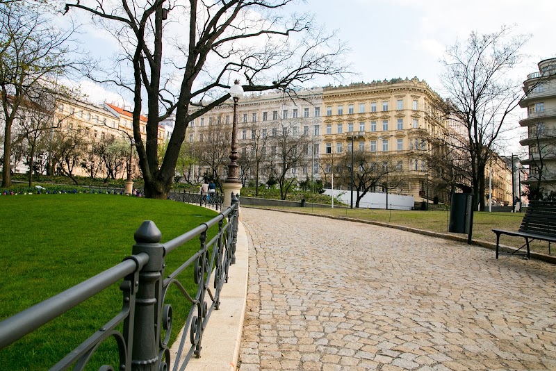 Apartments Katarina - Apartments Katarina, 8, Čelakovského sady 434, Vinohrady, 120 00 Praha-Praha 2, Czechia
