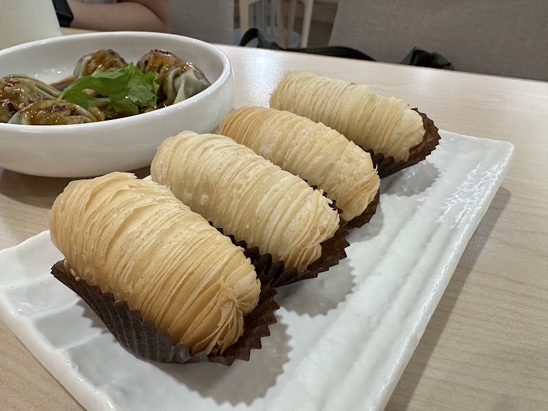Veggienius - Taipei Branch - Veggienius - Taipei Branch 105, Taiwan, Taipei City, Songshan District, Zhongzheng Village, Section 3, Nanjing E Rd, 275號2樓