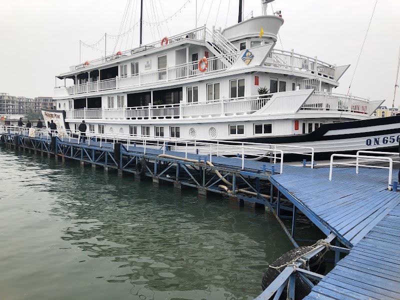 Paradise Peak Cruise - Paradise Peak Cruise, Gate 01, Tuan Chau Marina, Halong Bay, Halong, Quảng Ninh 200000, Vietnam