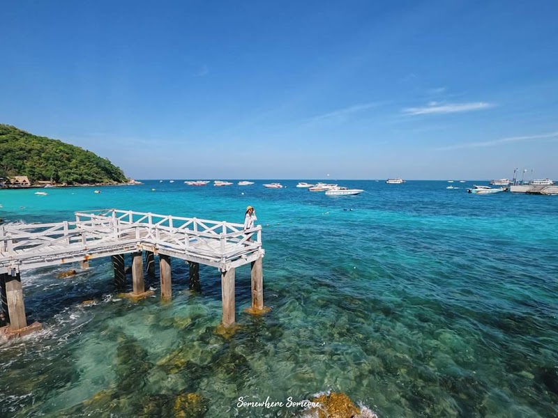 Ko Lan - Ko Lan Ko Lan, Bang Lamung District, Chon Buri, Thailand