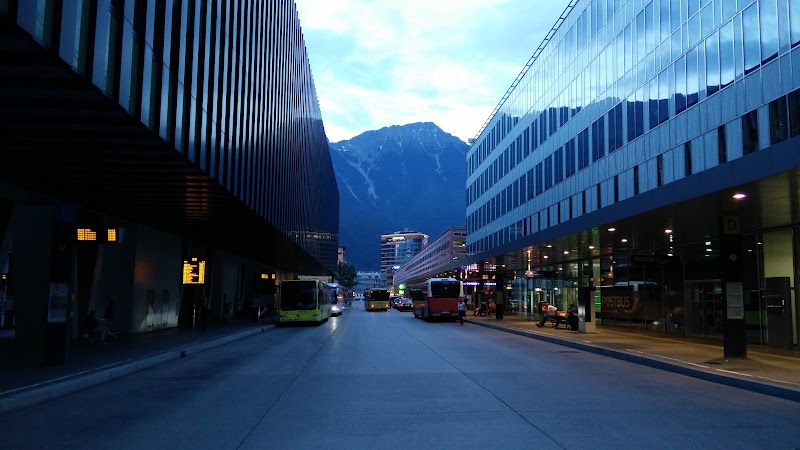 Südtiroler Platz - Südtiroler Platz Südtiroler Pl. 5, 6020 Innsbruck, Austria
