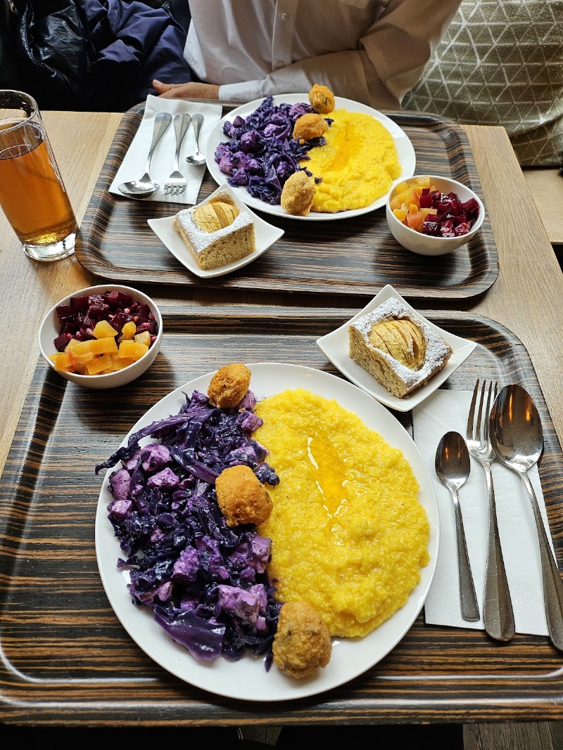Mohini - Mohini Weinbergstrasse 15, 8001 Zürich, Switzerland