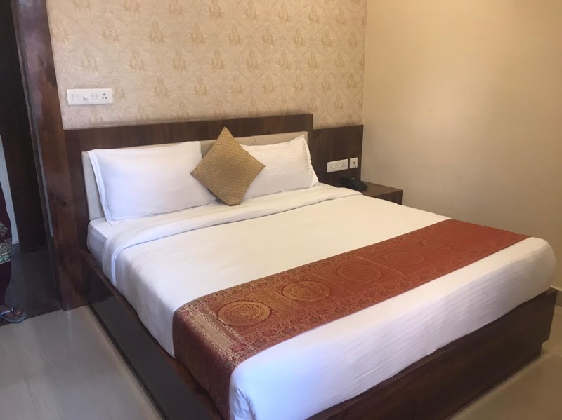 Ganga Darshan Hotel - Ganga Darshan Hotel 17 90, near Fish Market, Near Dashaswmedh Ghat, Bangali Tola, Varanasi, Uttar Pradesh 221001, India