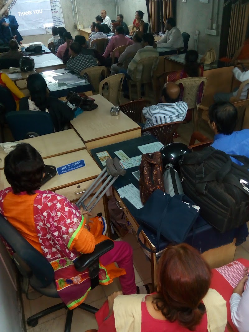 LIC of India, Branch Office BO-1 , - LIC of India, Branch Office BO-1 ,, 14, nr. Raj Bhawan Road, Civil Lines, Raipur, Chhattisgarh 492001, India