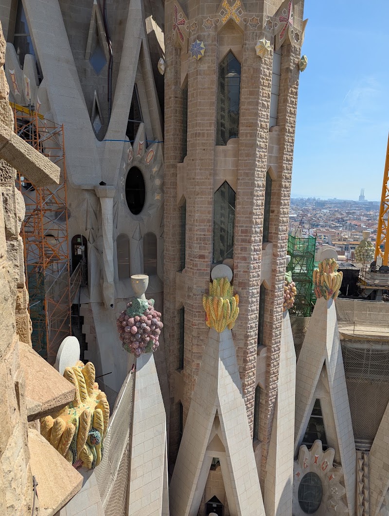 Estació de Sagrada Família - Estació de Sagrada Família Eixample, Barcelona, Spain