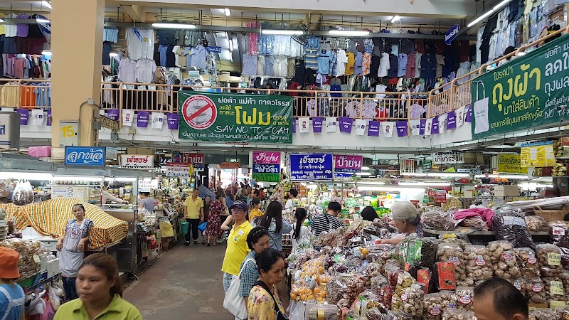 Waroros Market - Waroros Market 10,12 14 Wichayanon Rd, Tambon Chang Moi, Amphoe Mueang Chiang Mai, Chang Wat Chiang Mai 50300, Thailand