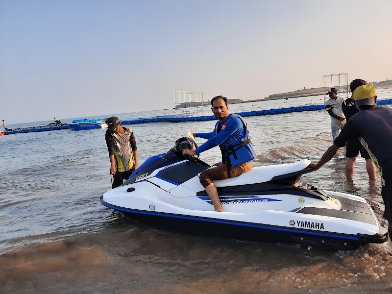 Nagoa Beach - Diu - Nagoa Beach - Diu, PW48+67F, Nagoa Beach Road, 362570, India