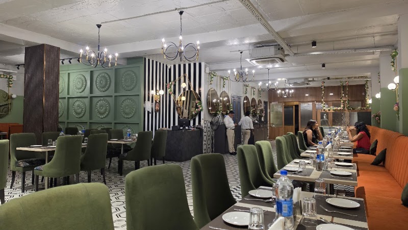 CREAM CENTRE Veg Restaurant - CREAM CENTRE Veg Restaurant 1st floor, Shiv Market, 1516, Vinoba Rd, next to Rajkamal Theatre, Devaraja Mohalla, Shivarampet, Mysuru, Karnataka 570001, India