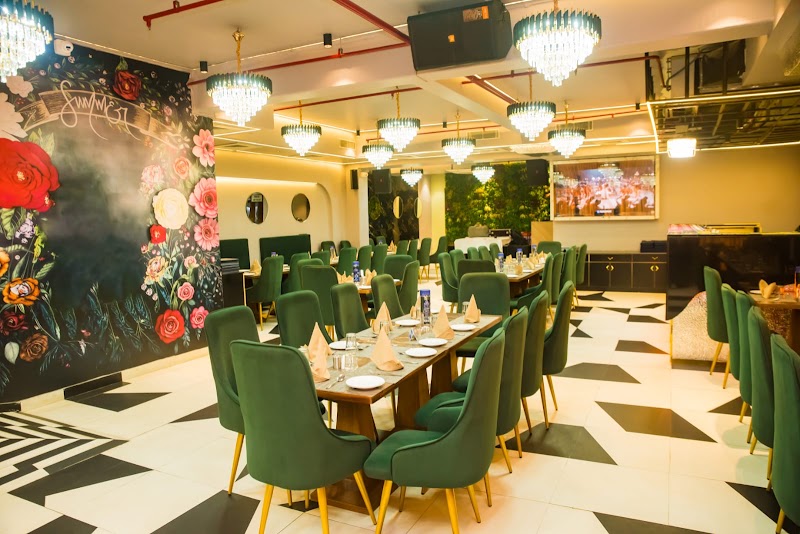 Moti Mahal Delux-Tandoori Trail I Bar & Restaurant - Moti Mahal Delux-Tandoori Trail I Bar & Restaurant 1st Floor, H1A, 36, above KFC) Commercial Market, H Block, Sector 63, Noida, Uttar Pradesh 201301, India