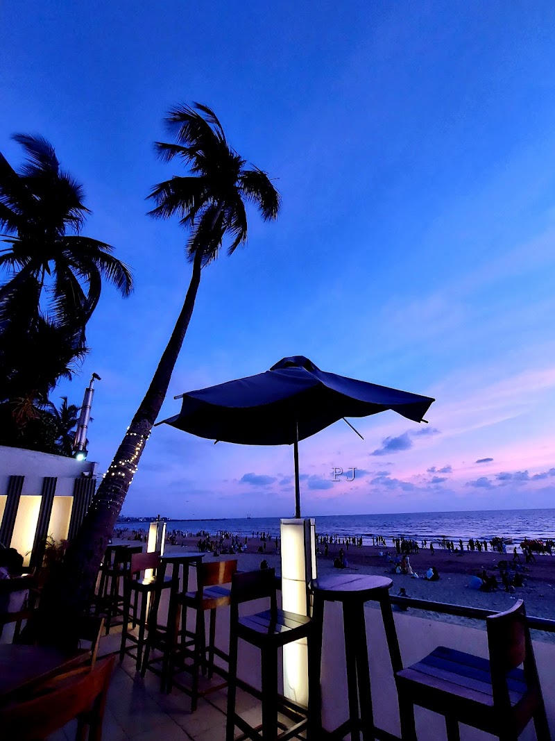 Sea Side Patio Beach Front Cafe - Sea Side Patio Beach Front Cafe Citizen Hotel, 960, Juhu Tara Rd, Airport Area, Juhu, Mumbai, Maharashtra 400049, India