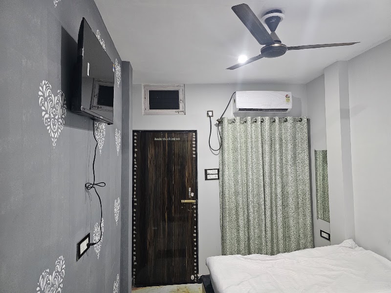 Shree Kashi Dham Homestay - Shree Kashi Dham Homestay, D 30/180-A, Benia Bagh Rd, Nai Sarak, Varanasi, Uttar Pradesh 221010, India
