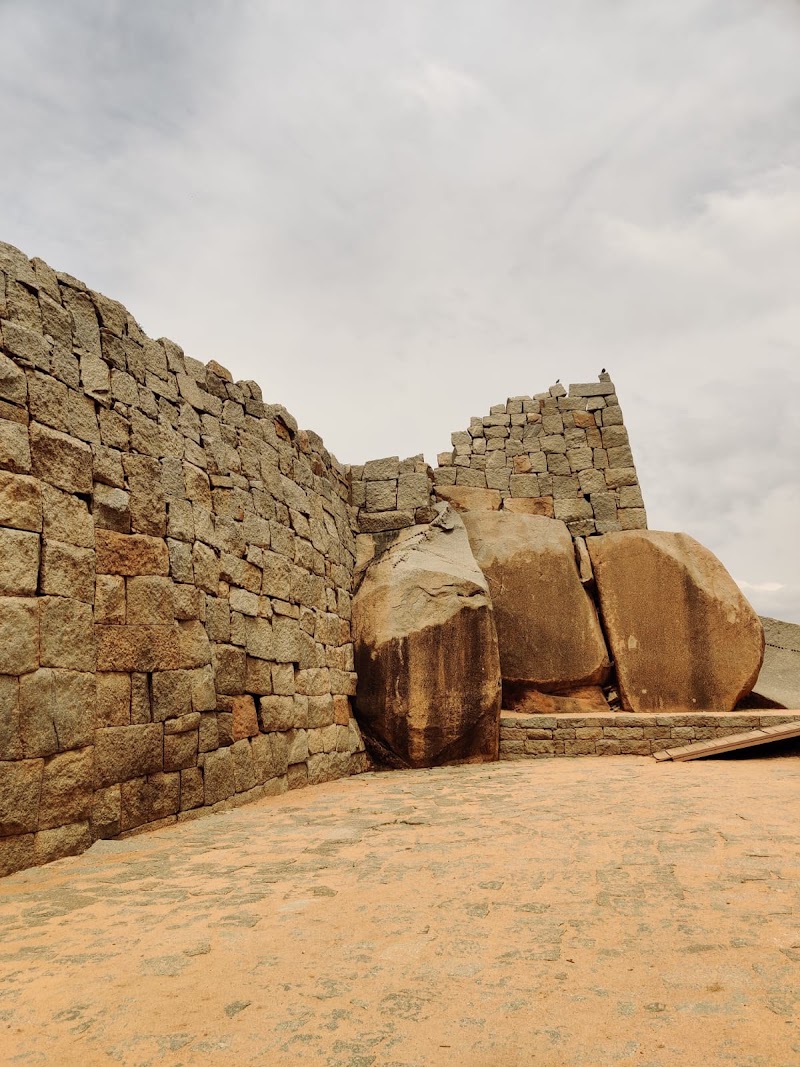 The royal enclosure, humpi - The royal enclosure, humpi, 8FP6+222, Hampi, Karnataka 583239, India