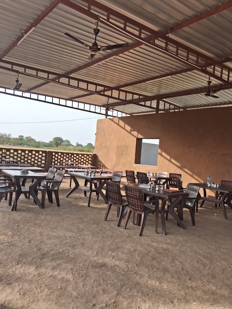 Hare Krishna Restaurant and Swimming Pool Mavli - Hare Krishna Restaurant and Swimming Pool Mavli Prem Nagar, vallabhanagar road, Mavli, Rajasthan 313203, India