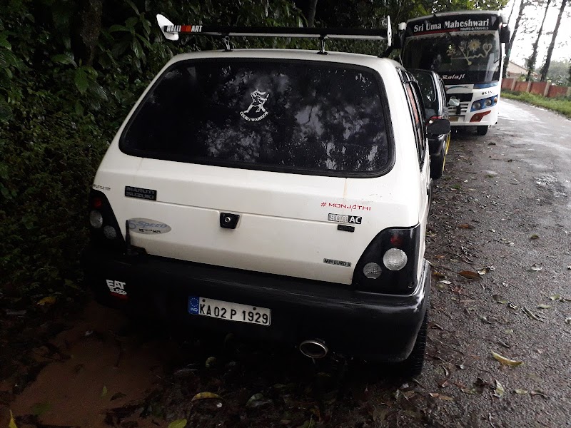 Coorg Taxi Tours and Travels - Coorg Taxi Tours and Travels near raja seat, Mahadevpet, Madikeri, Karnataka 571201, India