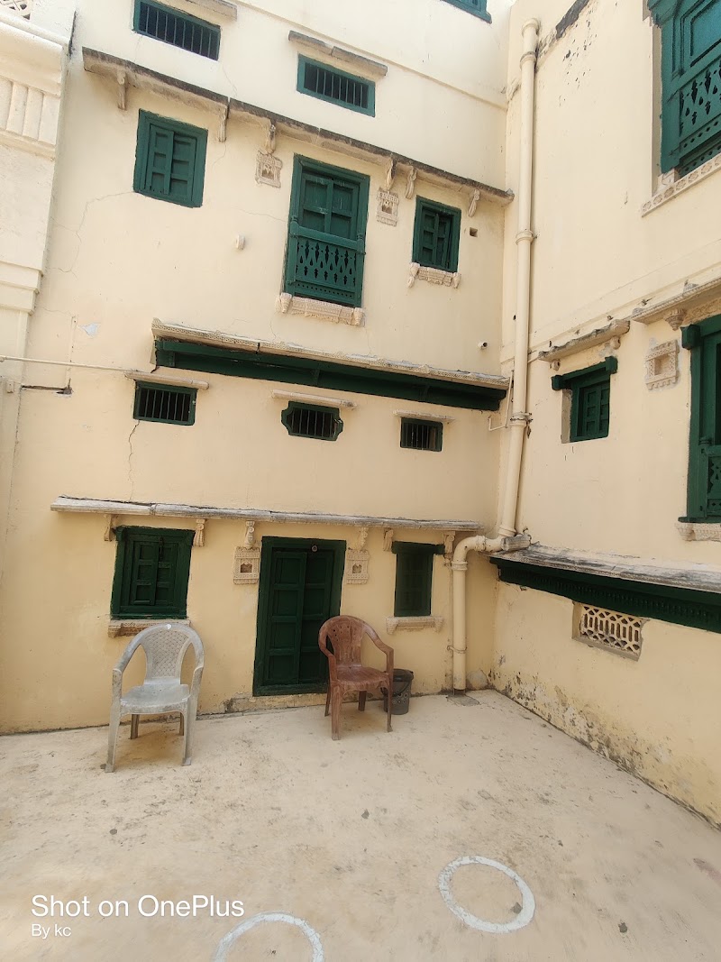 Kirti Mandir (Mahatma Gandhi's Birth Place) - Kirti Mandir (Mahatma Gandhi's Birth Place), JJR2+G8X, Kasturba Rd, Bhatia Bazar Old, Porbandar, Gujarat 360575, India