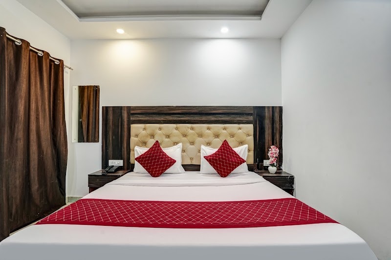 Hotel IVY - Hotel IVY A-34, Block A, Rd Number 2, Block B, Mahipalpur Village, Mahipalpur, New Delhi, Delhi 110037, India