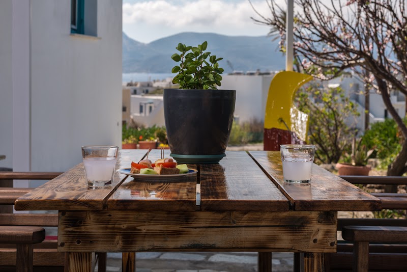 Wood and Stone Studio Adamas Milos