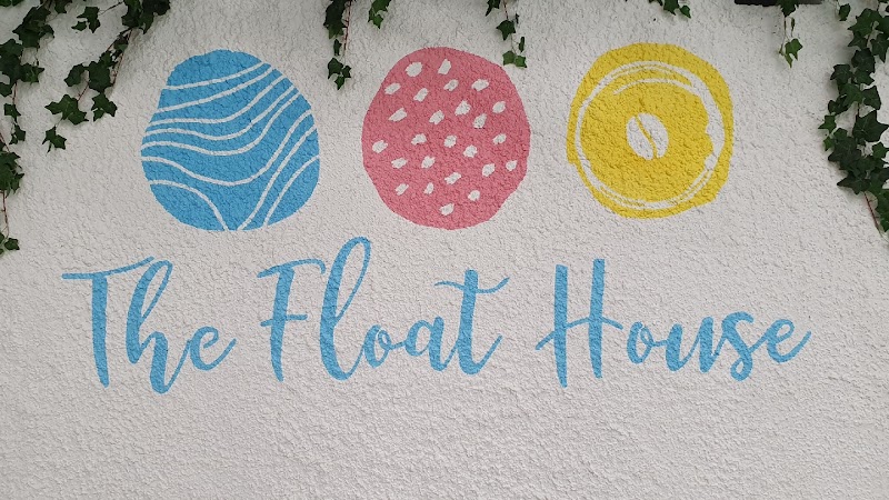 The Float House - Pool | Cafe | Event | Studios - The Float House - Pool | Cafe | Event | Studios 10, Bishen Udyog Premises, Off Park Rd, Asha Nagar, Mulund West, Mumbai, Maharashtra 400080, India