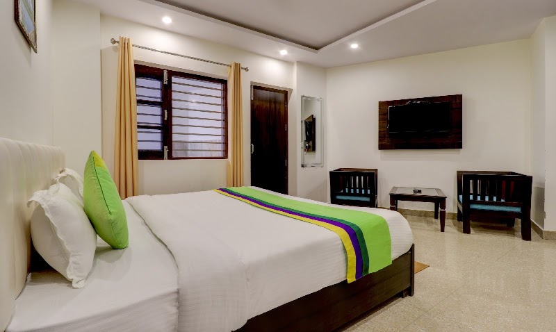 Itsy Hotels Nv, Tapovan - Itsy Hotels Nv, Tapovan, Badrinath Marg, near Balaknath Mandir, Tapovan, Rishikesh, Jonk, Uttarakhand 249192, India