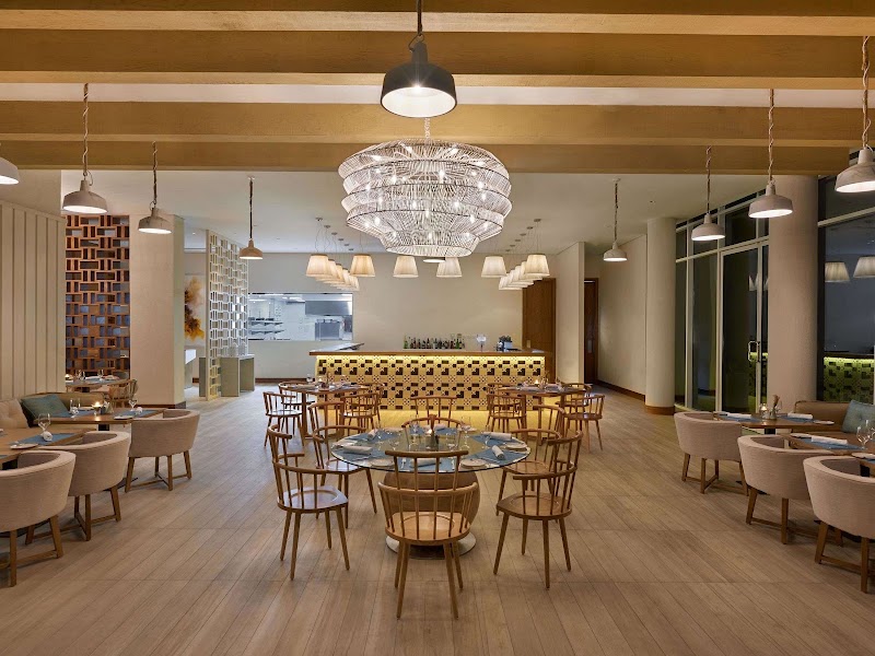 Lava Dining