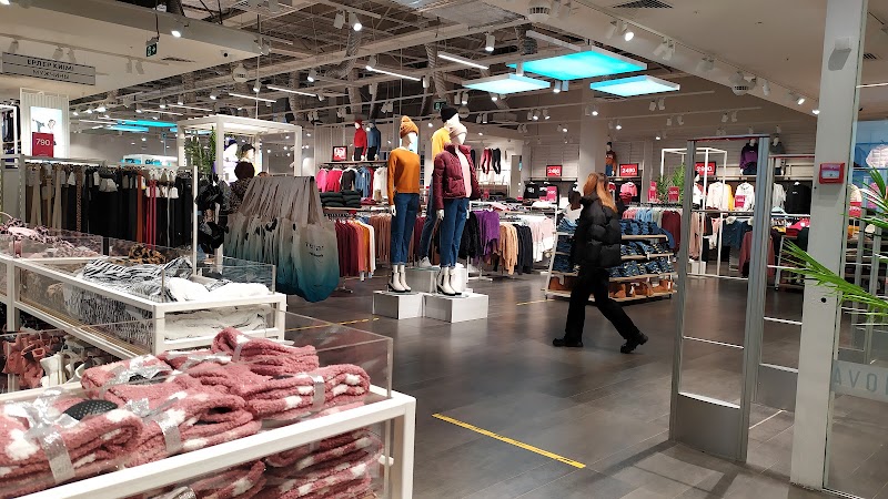 MEGA Alma-Ata - MEGA Alma-Ata, Rozybakiev Street 247А, Almaty 050060, Kazakhstan