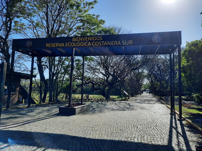 Acceso Sur - Reserva ecológica Costanera Sur - Acceso Sur - Reserva ecológica Costanera Sur, Cam. de los Plumerillos, C1107 Cdad. Autónoma de Buenos Aires, Argentina