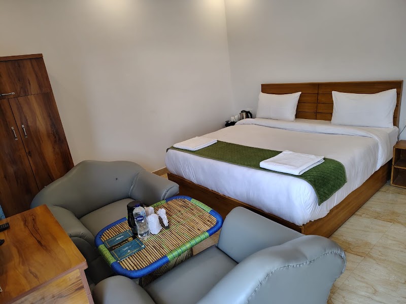 Apple Orchard Resort | Resort in Dhanaulti - Apple Orchard Resort | Resort in Dhanaulti Lagga Goth, Ward Jaunpur, Dhanolti, Kempty Range, Uttarakhand 249180, India