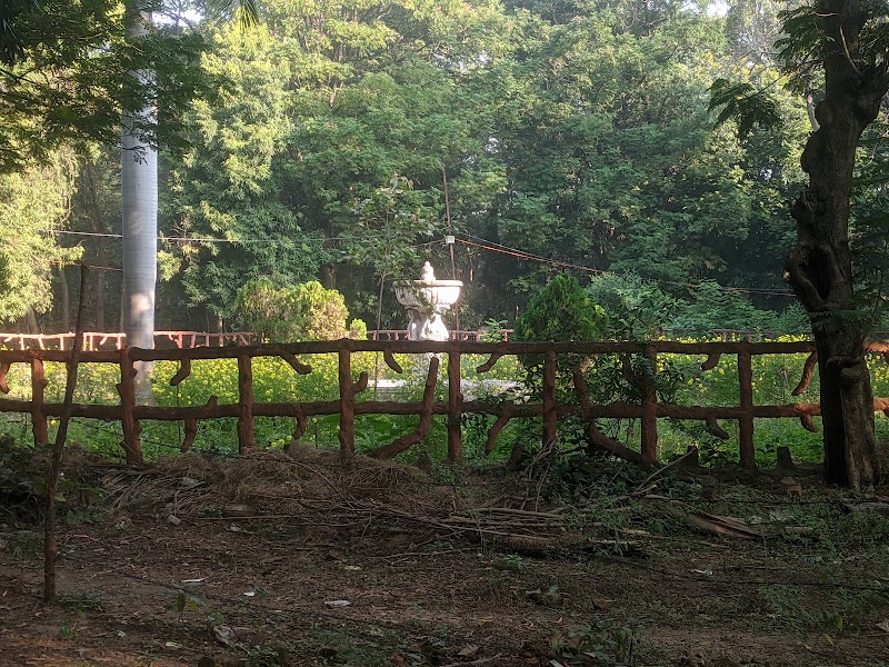Rose Garden - Rose Garden, VCQ6+H5G Paryawaran Park, TV Tower Rd, Kelo Vihar, Raigarh, Chhattisgarh 496001, India