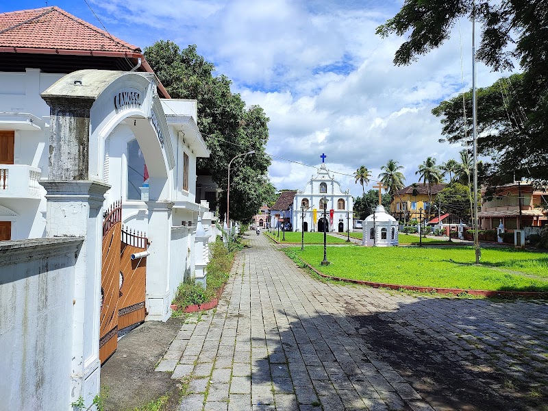 Vypin Walk Way - Vypin Walk Way, X6FV+3MR, Walk Way, Fort Vypin, Puthuvype, Kochi, Keralam 682508, India